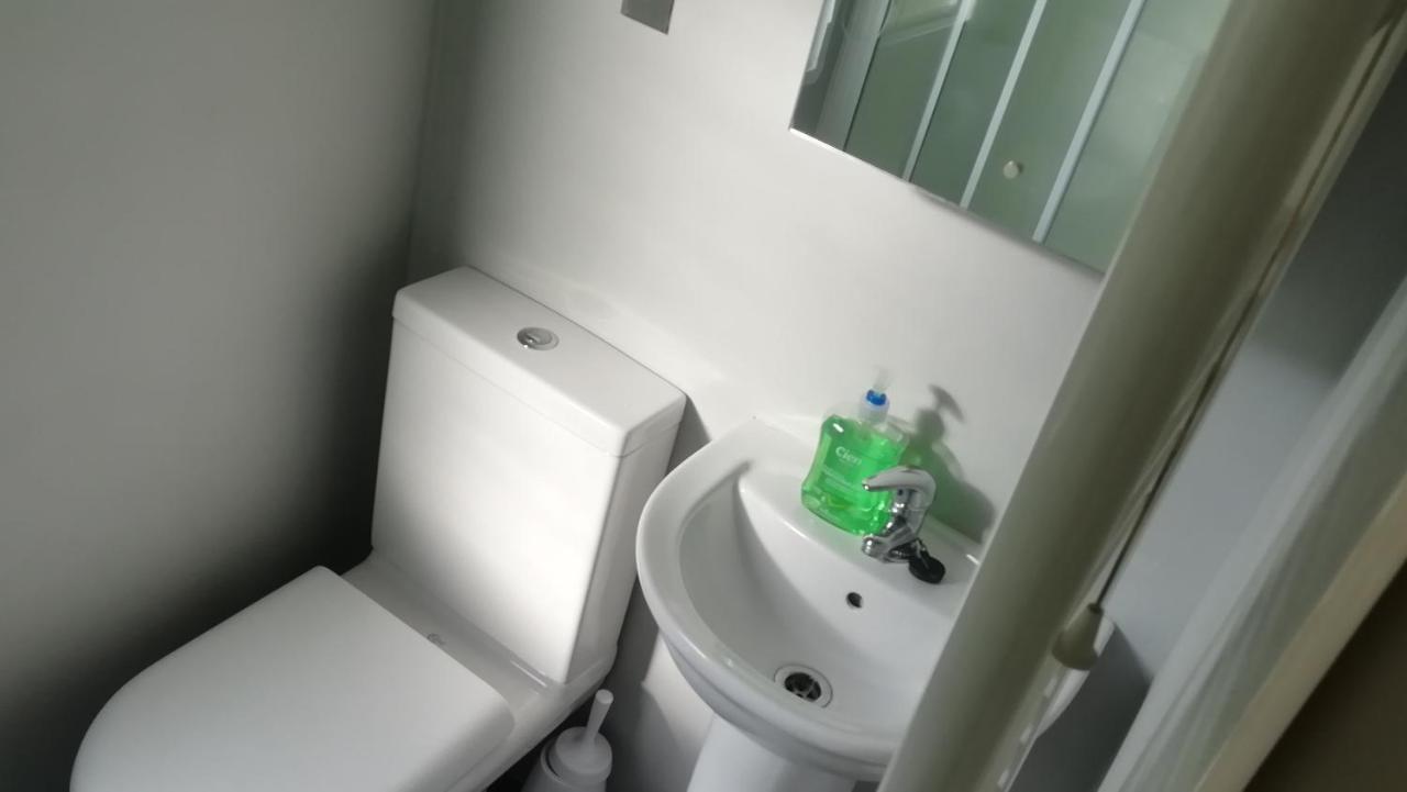 Static Caravan For Hire, Budget Friendly Единбург Екстер'єр фото